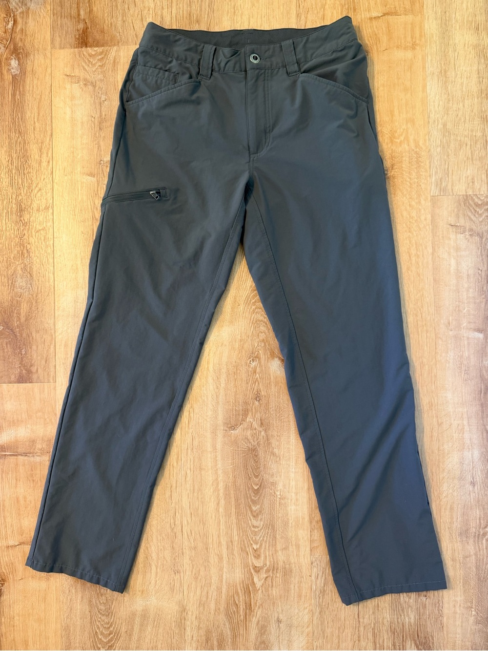Patagonia Men's Gray Cargo Quandary Pants